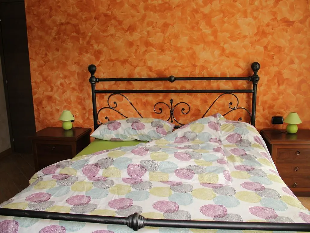 Agriturismo Il Sorriso dei Figli Argegno 0*,  Italia