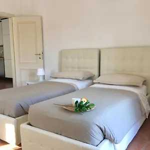 La Casa Di Giulia With Air Conditioning, Wifi And Private Parking , Rapallo Italie